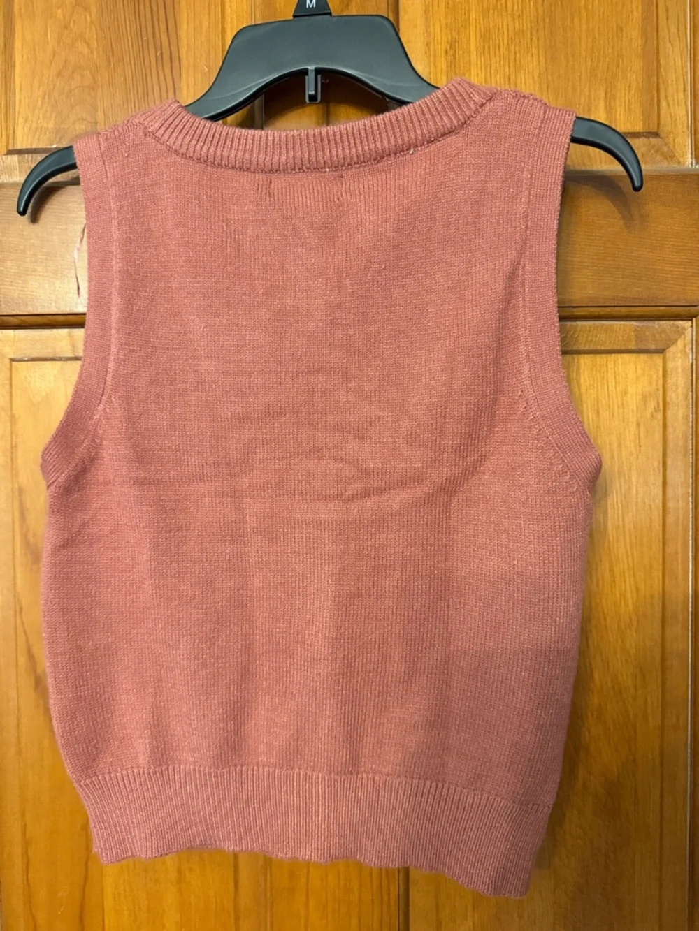 Jessica Simpson Dusty Rose Cable Knit V-Neck Button Front Sweater Vest - Picture 4 of 7